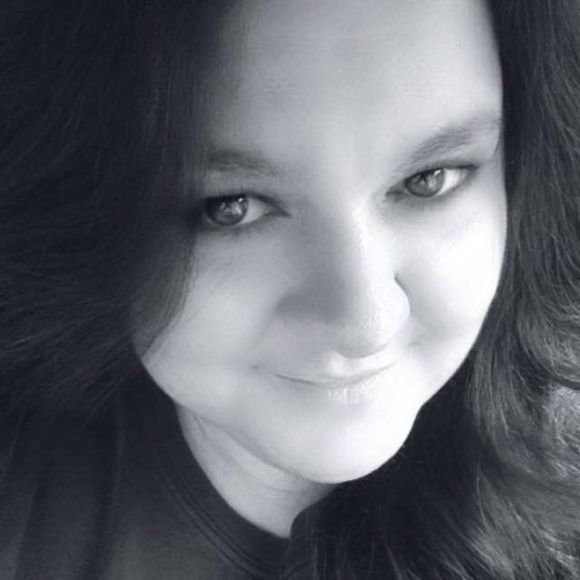 Meet your Posher, Kimberly - Picture 1 of 1